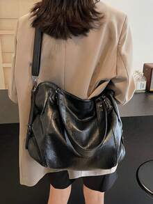 New Fashion Black Soft Leather Women Tote Bag Casual Vintage Rivet One Shoulder Handbag Zipper Closure Crossbody Bag Large Capacity For Daily Use, Commuting, Shopping - Black - View 2