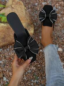 Giày lười đế xuồng nửa đầu mới cho nữ mùa xuân và thu, dép xăng đan đế bằng mũi tròn có nơ, giày bệt phong cách cổ tích - màu đen - Xem 1