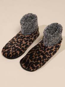 1 Pair Fuzzy Leopard Print Socks, Warm & Comfortable Indoor Floor Slippers Socks, Unisex - Coffee Brown - View 5
