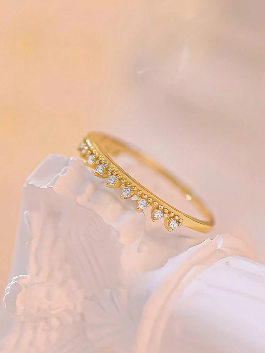 1 件 S925 纯银皇冠设计戒指，简约 CZ 宝石镶嵌，精致优雅的风格，是送给女性的理想礼物 - 皇冠 - 查看 1