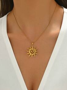 LIEBEIRIS 1pc 18K Gold Plated Spiral-Pattern Geometric Sun Stainless Steel Necklace, Suitable For Women To Match Daily Outfits And Party Accessories