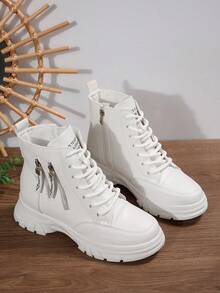 Giày bốt đế xuồng mới về năm 2024, lót nhiệt, bốt ngắn đa năng phong cách Anh, tôn dáng cho phụ nữ nhỏ nhắn vào mùa thu/đông, da thật - trắng - Xem 3