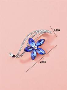Brosche mit Strass- und Kunstperlendekor