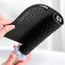 1 Silicone Heat-Resistant Pad, Used For Straighteners, Protecting Furniture Surfaces, Convenient Storage Of Styling Tools, Home Decoration, Kitchen, Bedroom, Home, Office, School