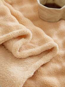 1pc Flannel Solid Color Blanket, Suitable For Bed Or Sofa - Camel - View 3