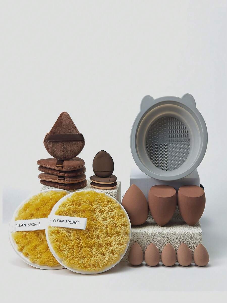 19 合 1 化妆工具套装:亲肤化妆海绵、三角化妆海绵、卸妆棉、迷你指尖化妆粉扑、化妆刷清洁垫。专为轮廓、眼部和眼角化妆而设计。可重复使用和可清洗的化妆工具,适用于液体、乳霜和粉末应用,如粉底、粉末、遮瑕膏、腮红、荧光笔、眼影等。 - 彩色 - 查看 1