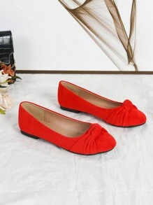 Casual Twist Velvet Shallow Flat Round Toe Ballet Flats