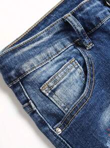 青少年男孩时尚破洞牛仔裤