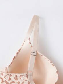 بكأس سلكي من اللباس الداخلي المطبوع برسوم قلوب بلحم اللون للنساء مع أشرطة كتف معززة وإغلاق ب- 3 خطافات - وردي فاتح - مشاهدة 7