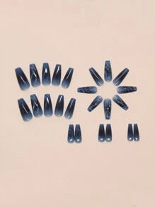 24片椭圆形短款浅绿色3D假指甲，附赠1片果冻胶和1把指甲锉，优雅的假指甲适合购物、旅行、度假等各种场合。美甲用品 - 彩色 - 查看 4