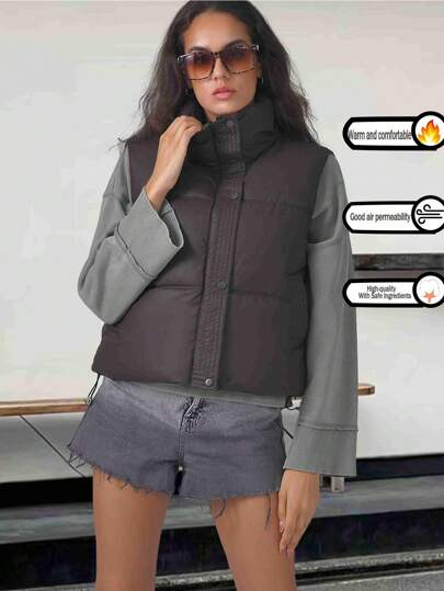 Nowa wiatroszczelna i wodoodporna kamizelka z wypełnieniem na jesień i zimę. Bezrękawnik na górę dla kobiet na wiosnę, jesień i zimę. Jest bardzo wszechstronny i nie jest przeznaczony dla konkretnego wieku. Mogą go nosić zarówno mężczyźni, jak i kobiety. Zastosowania: dojazdy do pracy, sporty na świeżym powietrzu, narciarstwo