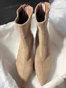 Giày bốt cao gót đế xuồng chống thấm nước màu trơn, giày bốt cổ ngắn mũi nhọn đế dày lót giữ nhiệt có khóa kéo sau - Màu be - Xem 3