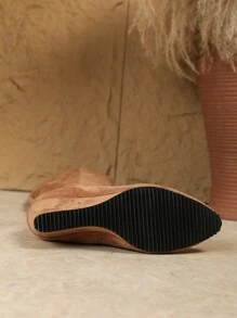 Botas de mujer con punta puntiaguda, caña alta, tacón de cuña, diseño simplista, talla grande, para otoño/invierno, marca europea