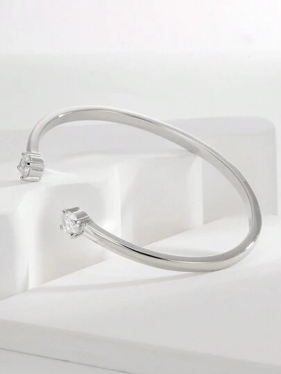 Charm-In 1 st silverfärgad armring med inbäddade Cubic Zirconia stenar