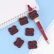 8 件/套“Faith”字母硅胶 Focak 珠，黑色背景红色文字，适用于钥匙扣、串珠、钢笔和其他 DIY 配件、散装珠宝制作手链项链手工艺品 - 矽膠焦點珠 - 查看 1