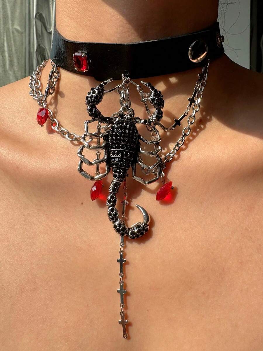 1件奢华朋克风龙生肖水钻镶嵌PU皮龙形流苏项链