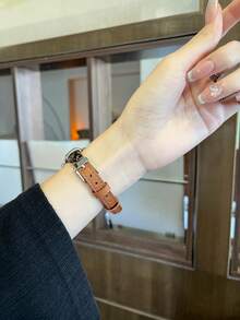 1 chiếc dây đeo đồng hồ da siêu mỏng hình ngôi sao trang trí thanh lịch, phù hợp cho nữ, mặt dây chuyền Halloween màu đen, thiết kế mỏng, kích thước 38mm 40mm 41mm 42mm 44mm 45mm 46mm 49mm, tương thích với dòng đồng hồ Ultra S10 9/8/7/6/5/4/3/2/1 SE - Rỉ Nâu - Xem 7