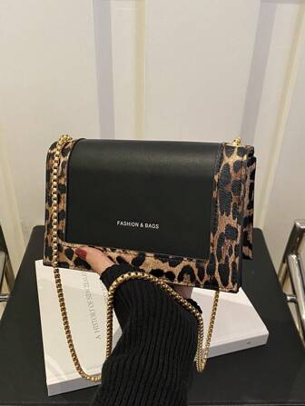 Women's Metal Ornament Animal Pattern Chain Small Square Bag, Casual Daily.1pc Vintage Leopard Flap Underarm Baguette Bag, Suitable For Dating, Outing And Party.Leopard Print Chain Flap Square Bag, Animal Print Women Bag, New Fall Winter Tiger Print Bag For Women, New Fall Winter Cheetah Print Purse For Women