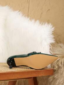 2024 New Fashionable Patent Leather Pointed Toe Low Vamp High Heels Stiletto Mid Heel Women Wedding Shoes