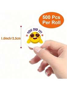 500 unidades/rolo de adesivos de rosto amarelo de desenho animado, 1 polegada e 1,5 polegada, recompensa para professores e incentivo aos alunos, adequados para papelaria, livros, telefones, laptops, capacetes, garrafas de água, óculos, multiuso, adesivos de vinil de PVC à prova d'água, material escolar, volta às aulas