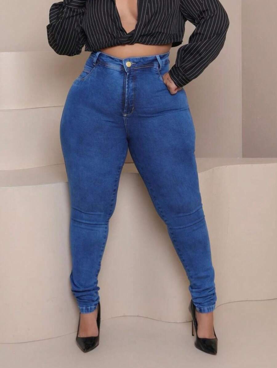 Plus Size High Waist Jeans With Plenty Of Elastane, Premium Line And With A Marbled Wash That Doesn't Fade - Dark Wash - View 1