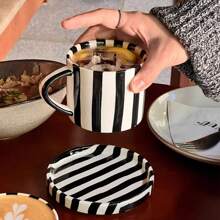 1set Nordic Style Striped Ceramic Cup & Saucer Set, American Style Cylindrical Latte Coffee Cup & Saucer Set, Household Drinking Cup, Exquisite Afternoon Tea Cup & Saucer Set - One Black Ceramic Cup and Saucer Set - View 3