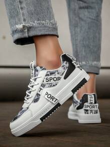 Men Niche Color Block Lace-Up Front Flat Casual Sneakers, Random Printed Pattern Street Couple Vulcanized Shoes, Comfortable - White and Black - View 8