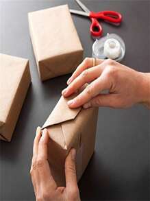 1 rouleau de papier kraft brun, papier d'emballage, papier cadeau DIY, convient pour l'emballage de cadeaux d'anniversaire, les bouquets, les affiches, l'emballage de figurines, la décoration, la rentrée scolaire, la Saint-Valentin