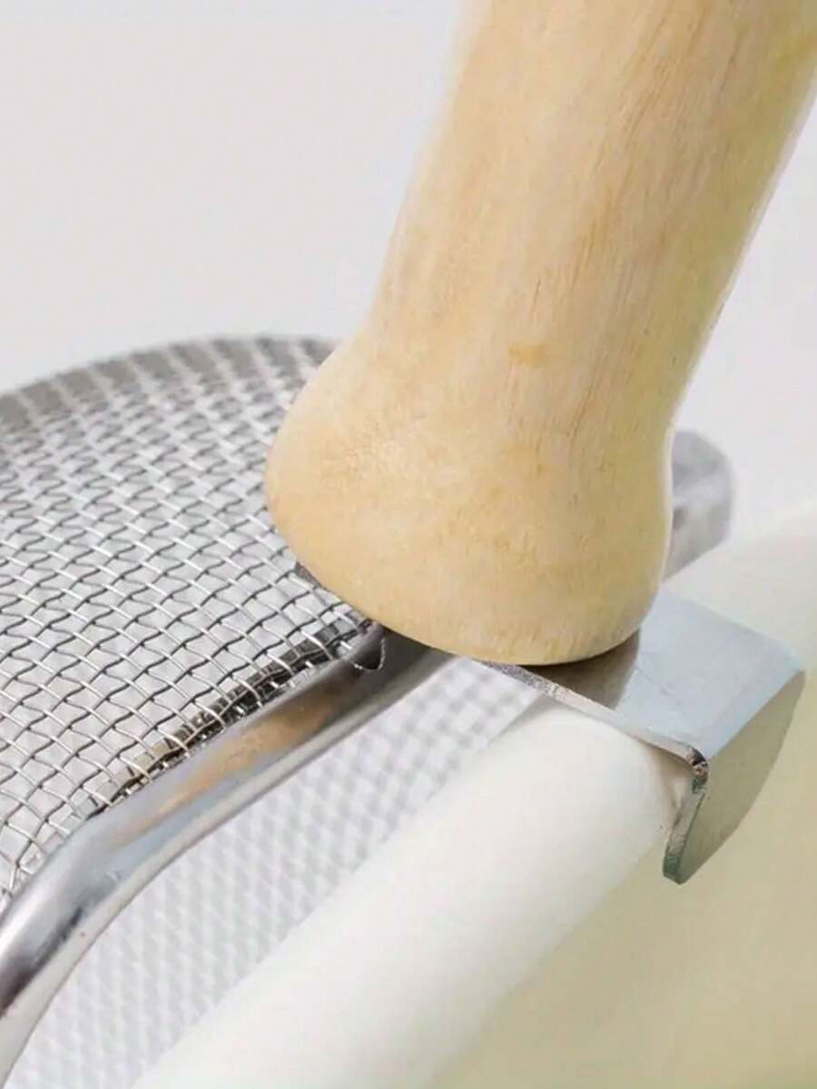 סקופ פסולת חתולים מנירוסטה עם רשת עדינה מתאים לבנטוניט וחול אגוז