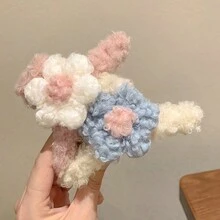 1 chiếc kẹp tóc hình hoa lông xù trang trí tối giản giản dị - Nhiều màu - Xem 1