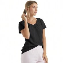 Camiseta de Cuello en V con Pliegues de Hanes de Mujer, Algodón 100% - Negro - Ver 5