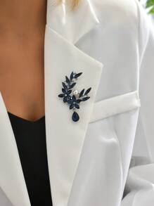 Brosche mit Strass- und Kunstperlendekor