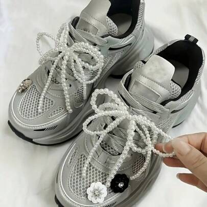1对时尚韩版ABS珍珠蝴蝶结鞋带，DIY龙虾扣，扭结细节，镂空运动鞋配件，鞋子装饰夹，适用于鞋子和珠宝配饰