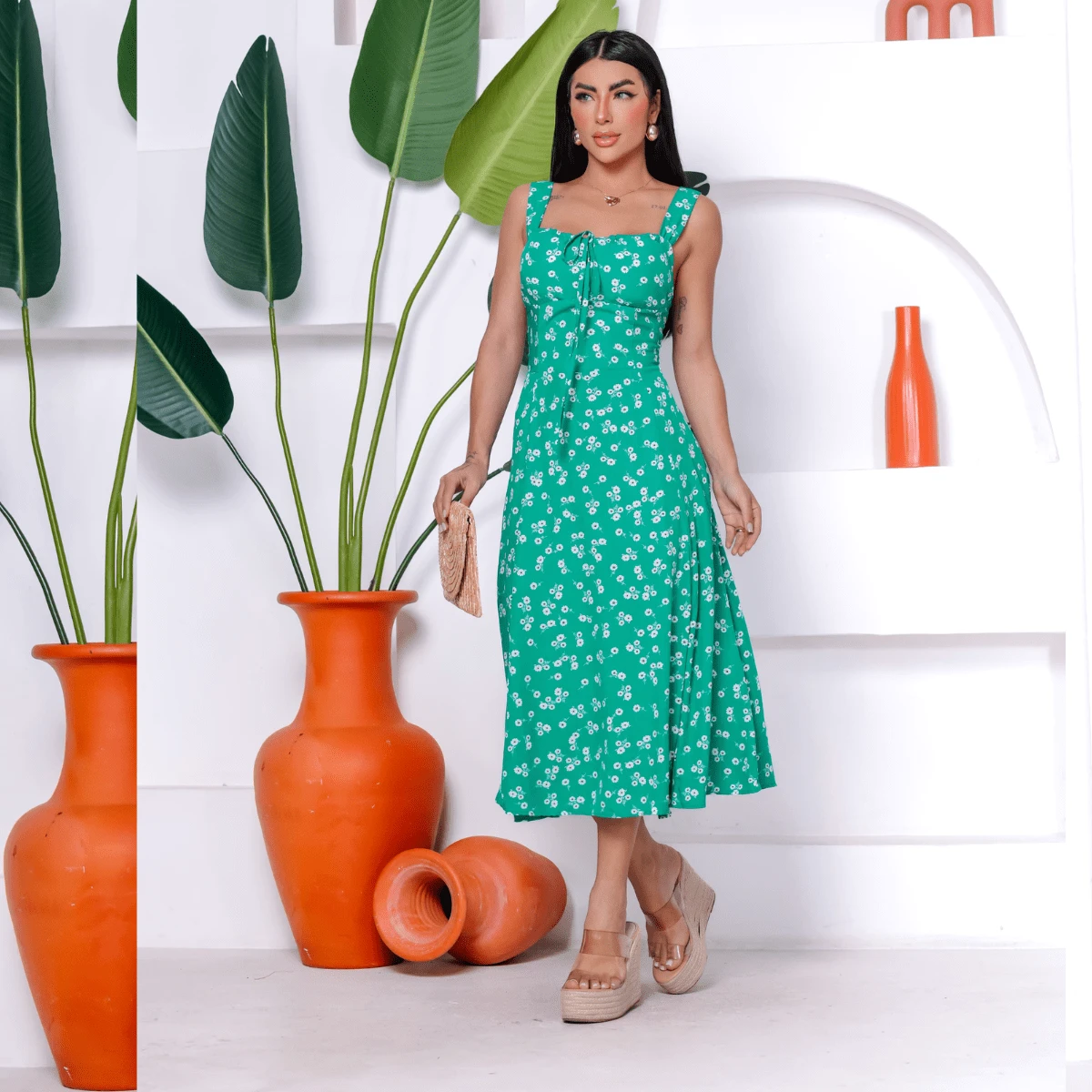 Vestido Midi Floral Tecido Viscolinho com Bojo Fenda Lateral Elastex