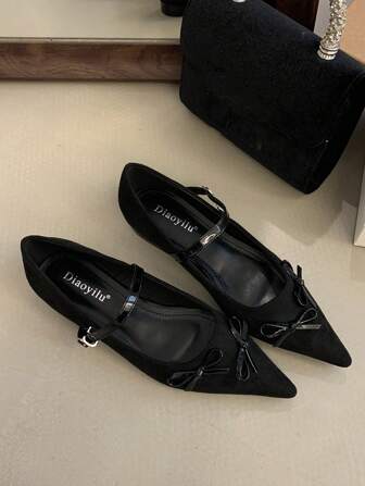 Bailarinas de mujer de moda para ir al trabajo, con correa, hebilla y decoración de lazo