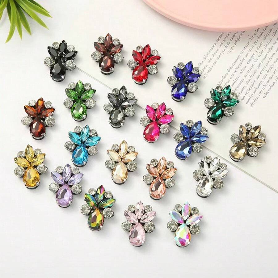 قطعة واحدة/مجموعة قطرات المياه متعددة الألوان من الزجاج المصنوعة يدويًا لديكور الملابس والقبعات والحقائب والحقائب والملصقات الزخرفية التي تُلصق على الملابس القماشية، ملحقات الشعر مصنوعة من القماش غير المنسوج مزينة بقطع الماس على شكل قطرات ماء