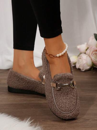 Women Loafers Suede Shoes With Metal Decor, Thermal Lined Soft Bottom Comfortable Warm Anti-Slip Casual Vacation Wear