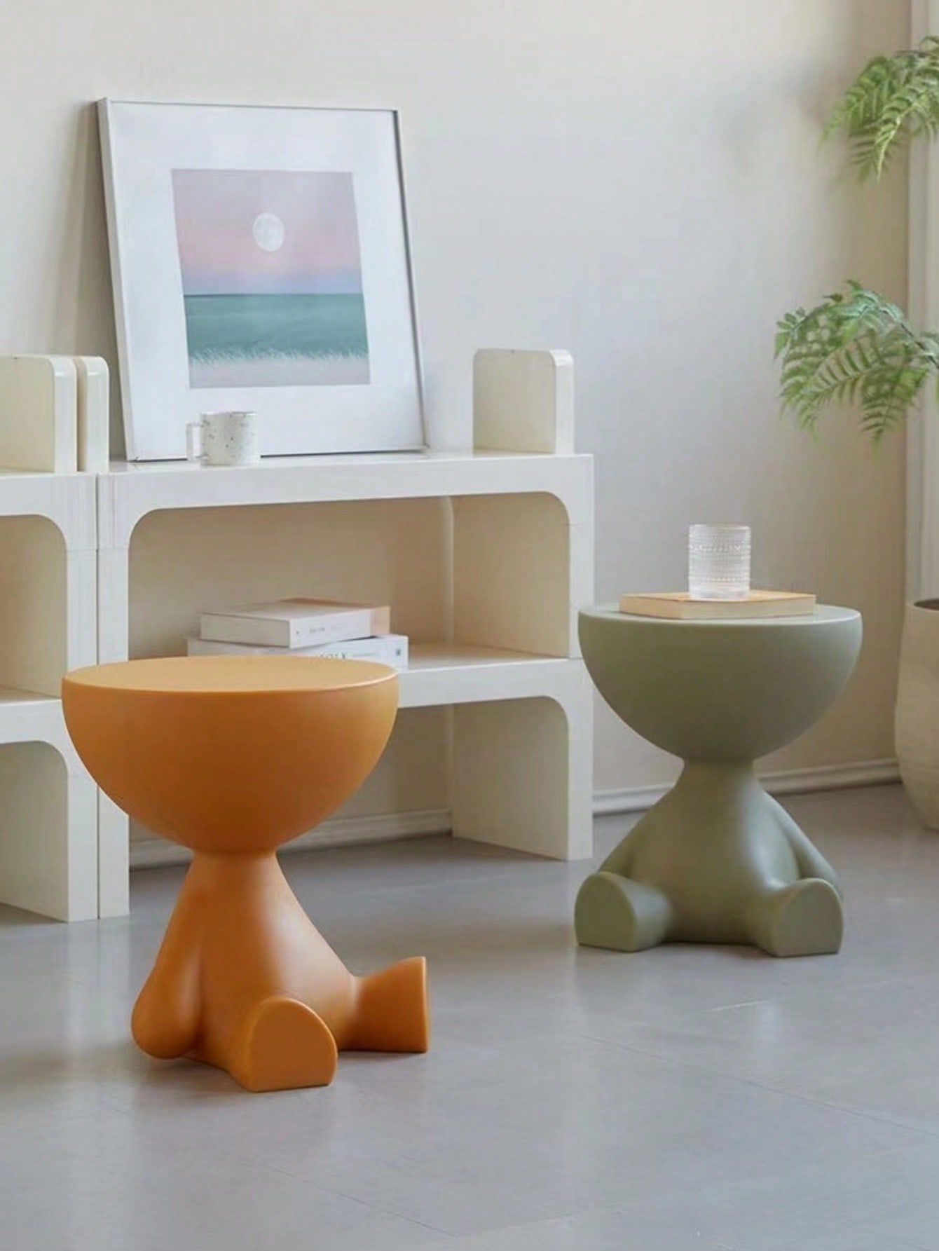 طاولة جانبية