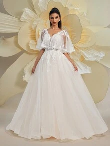 Glamorous Lace Deep V-Neck Champagne Shawl Sleeve Mesh Maxi Wedding Dress For Bride By HEARBOBO