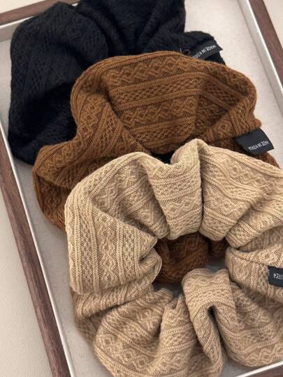 1pc Elegant Solid Color Retro Woolen Pattern Scrunchie, Polyester Fiber, Vintage Style Hair Accessories Hair Tie For Women, Korean Brown Ponytail Holders Hair Elastics Hair Rubber Bands Scrunchies Hair Rope Elastic Hair Tie, Hair Bobbles