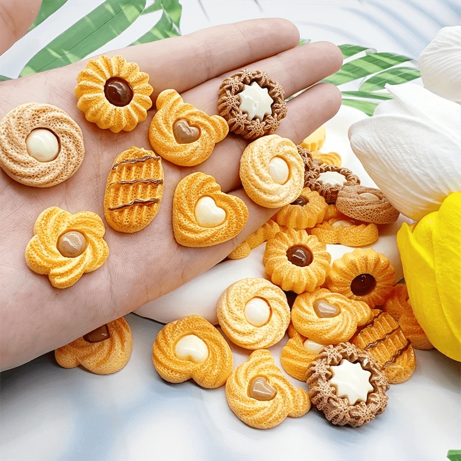 10/20/50 piezas Lindos dijes de resina con diseño de galletas y donas para hacer manualidades DIY para fundas de teléfono, pasadores de pelo y joyería - Accesorios en miniatura surtidos