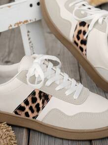 Damen Retro Trainingsschuhe, lässige Schnürschuhe mit Farbblock Leopard Muster, Sportschuhe