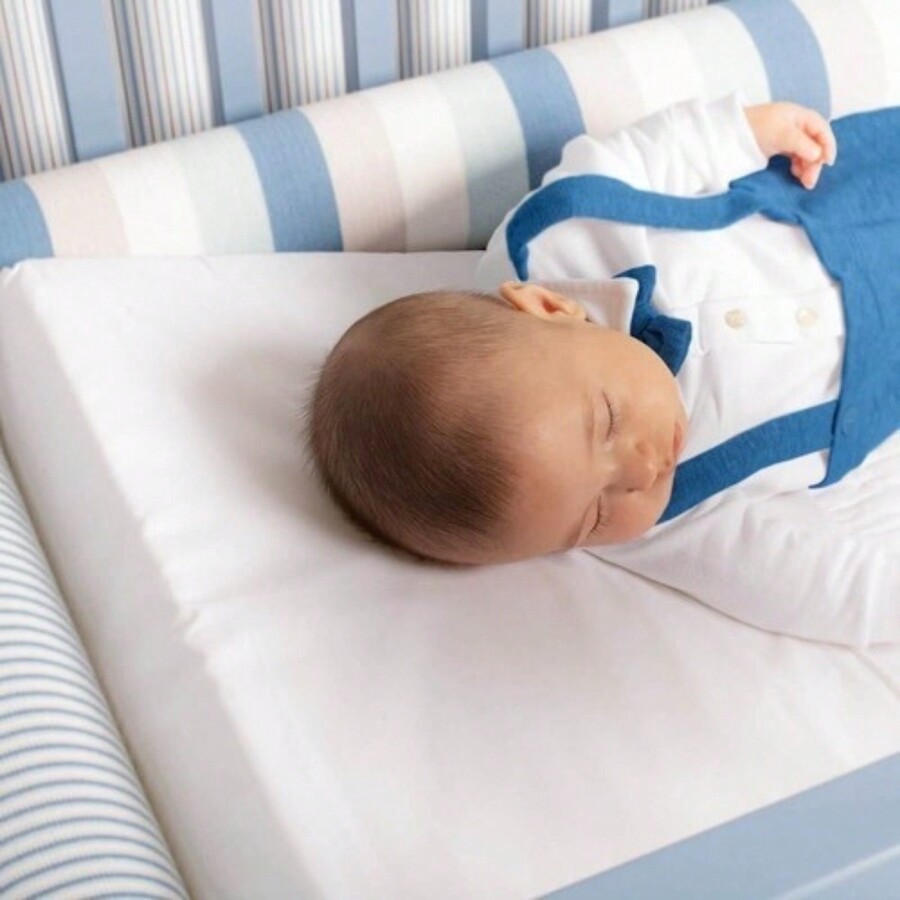 Travesseiro Anti Refluxo Rampa Bebê Berço Com Naninha Com Prendedor de