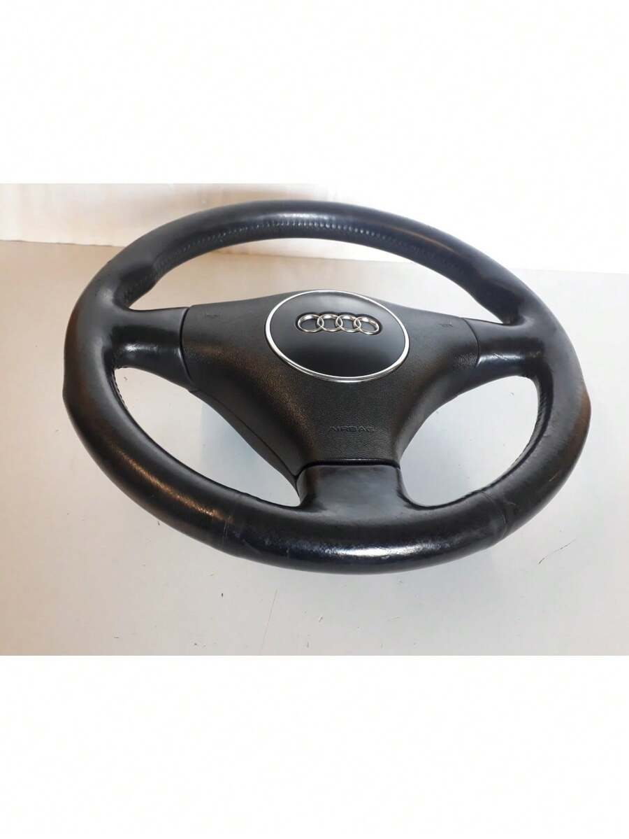 Driver's Steering Wheel With Airbag Audi A3 1.8aspirated 2001 - 彩色 - 查看 1