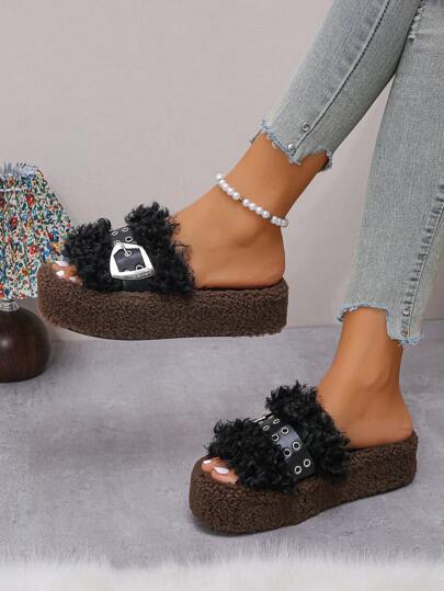 Pantofole soffici con suole spesse, nuove autunno/inverno 2024, calde e antiscivolo, di alta moda e lusso, da infilare, adatte per abiti