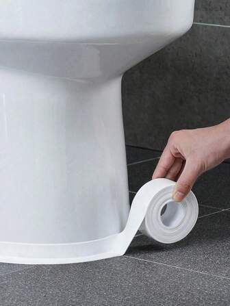 1 卷 PVC 自粘式浴缸和厨房密封胶带，防水墙面密封胶带 - 适用于厨房台面水槽、浴缸、浴室、卫生间和地板墙壁使用自粘式胶带边缘保护，柔性 PVC 密封胶带采用可折叠设计，可折叠至 90 度，家居浴室装饰