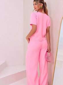 Elegant Women's Fashion With Cropped Tops And Wide-Leg Pants For A Sophisticated Look
Clubbing And Events Super Fashionable Premium Fashion Offer - Màu Hồng baby - Xem 4