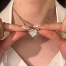 1 件女士多层磁性锆石心形吊坠项链，适合日常佩戴和派对 - 愛心項鍊款 - 查看 1