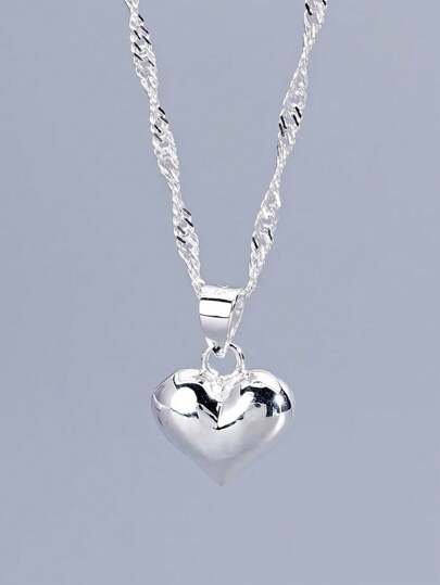 Collar con colgante de corazón de plata de ley - perfecto para uso diario en San Valentín