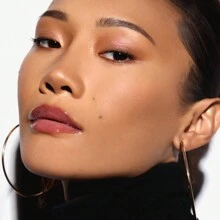 Fenty Beauty Gloss Bomb Plumper – High-Shine Lip Gloss & Volumizer – Non-Sticky, Hydrating – Shea Butter Formula – Universal Shades – Vegan, Cruelty-Free - Fu$$y - màu hồng trong suốt - Xem 10